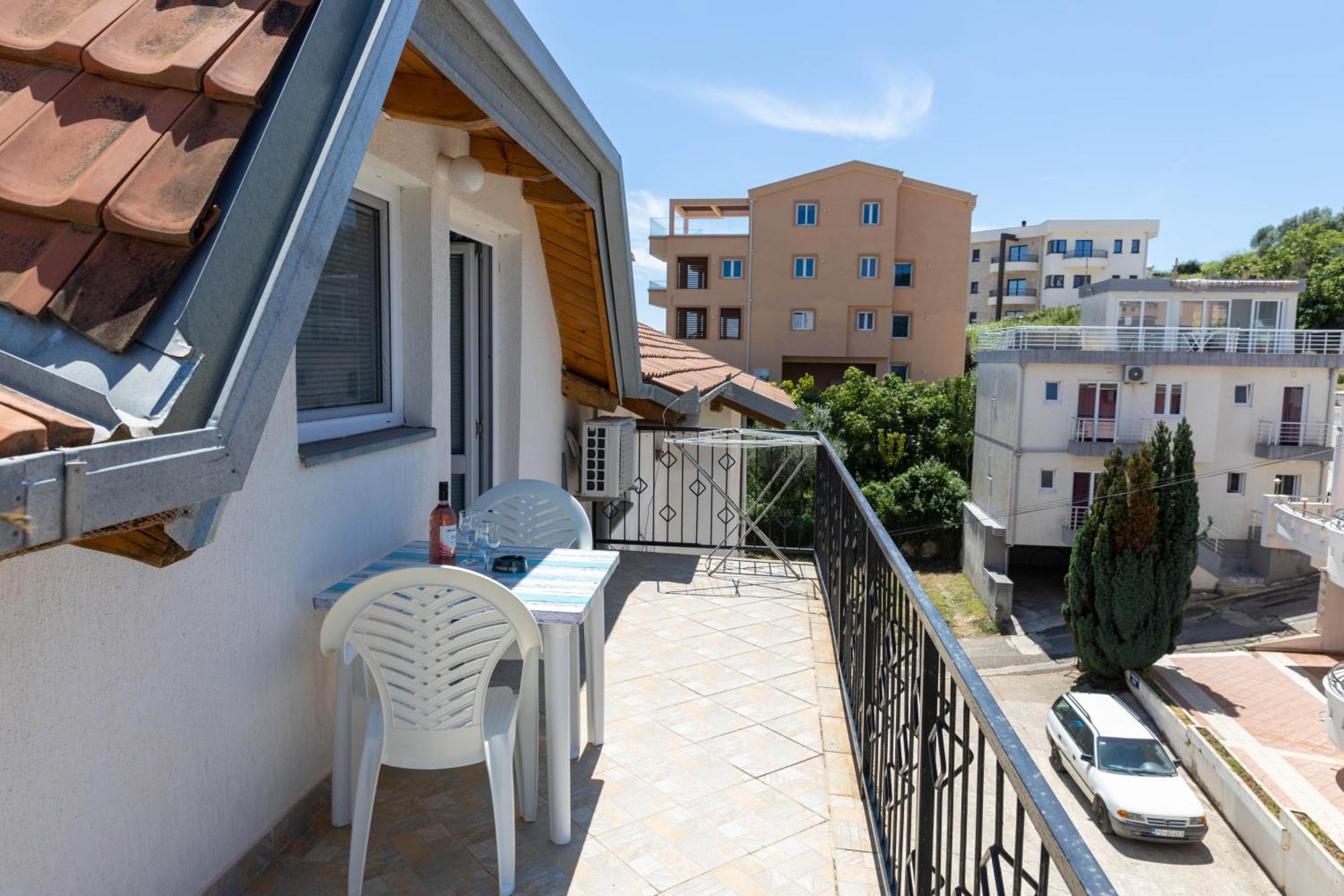 Guest House Aldin Ulcinj Exteriör bild