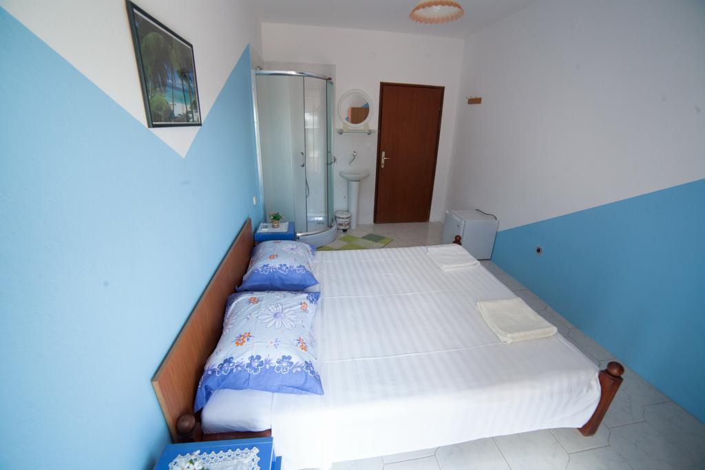 Guest House Aldin Ulcinj Exteriör bild