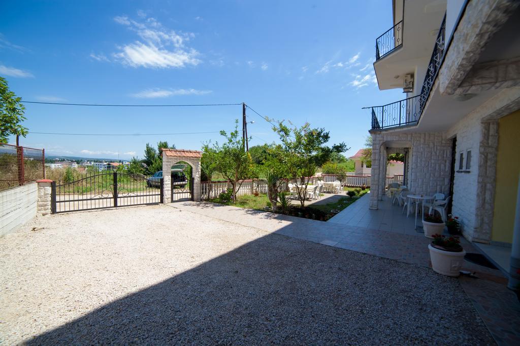 Guest House Aldin Ulcinj Exteriör bild
