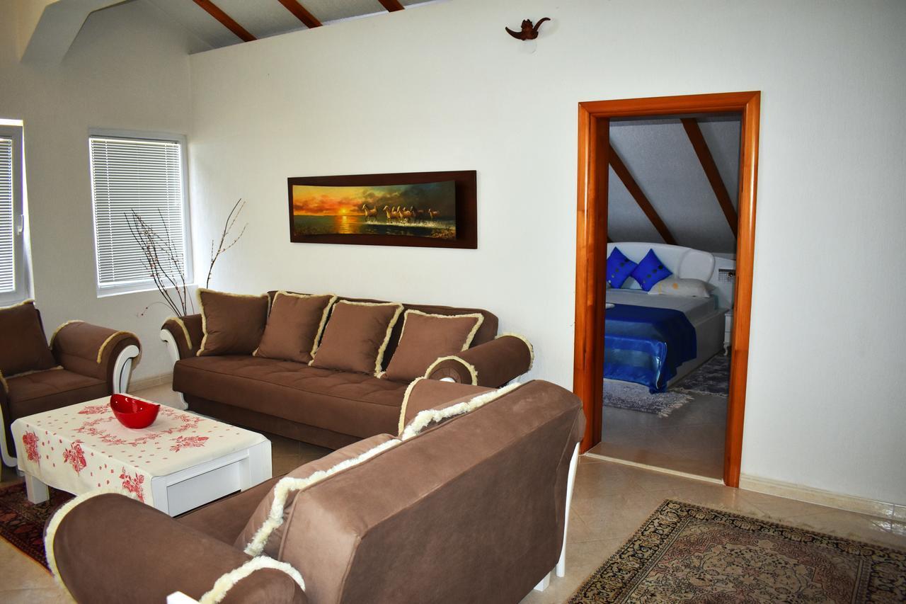 Guest House Aldin Ulcinj Exteriör bild